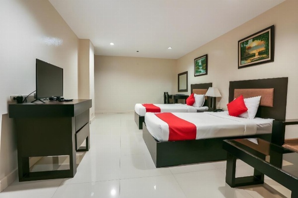 Paragon Tower Hotel image 35