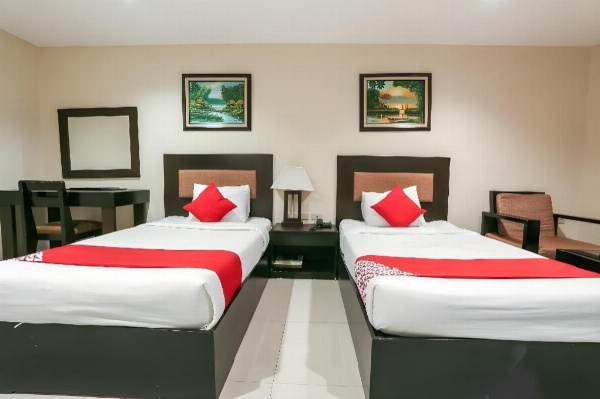 Paragon Tower Hotel image 36