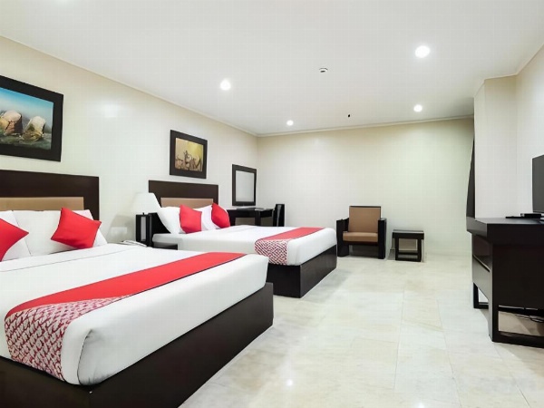 Paragon Tower Hotel image 39